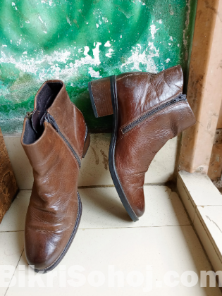 Chelsea boot